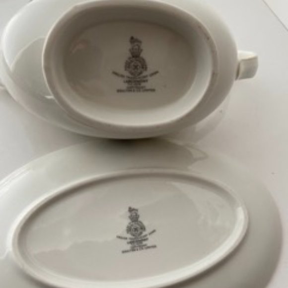 Royal Doulton Vintage Gravy Boat and Stand - Larchmont *As Is* - Picture 8 of 8